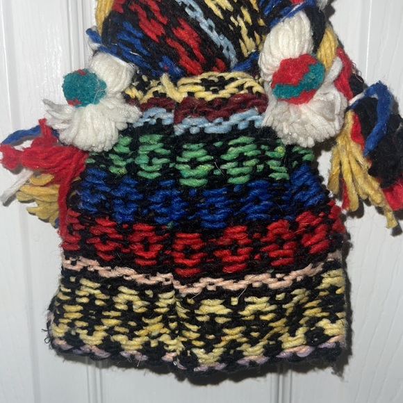 Vintage Mexican Yarn Folk Art - Picture 8 of 13